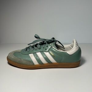 Adidas Sambas OG sneakers size 6 (Sage green)